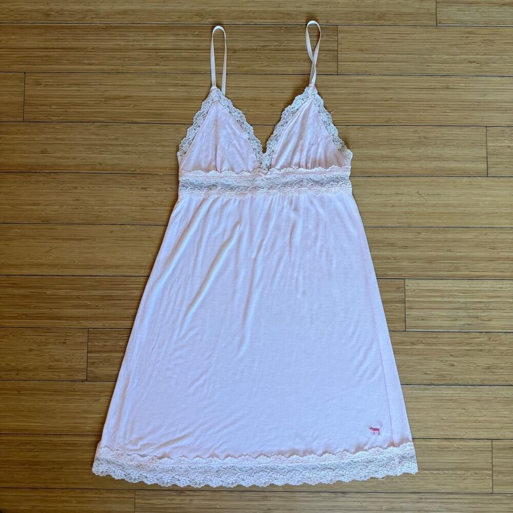 Victoria’s Secret PINK Heart PINK Lace Slip Nightgown Small Baby Pink Y2K
